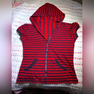 Tripp reversible Red and Black Short sleeve hoodie Hooded Zip-Up Top xl